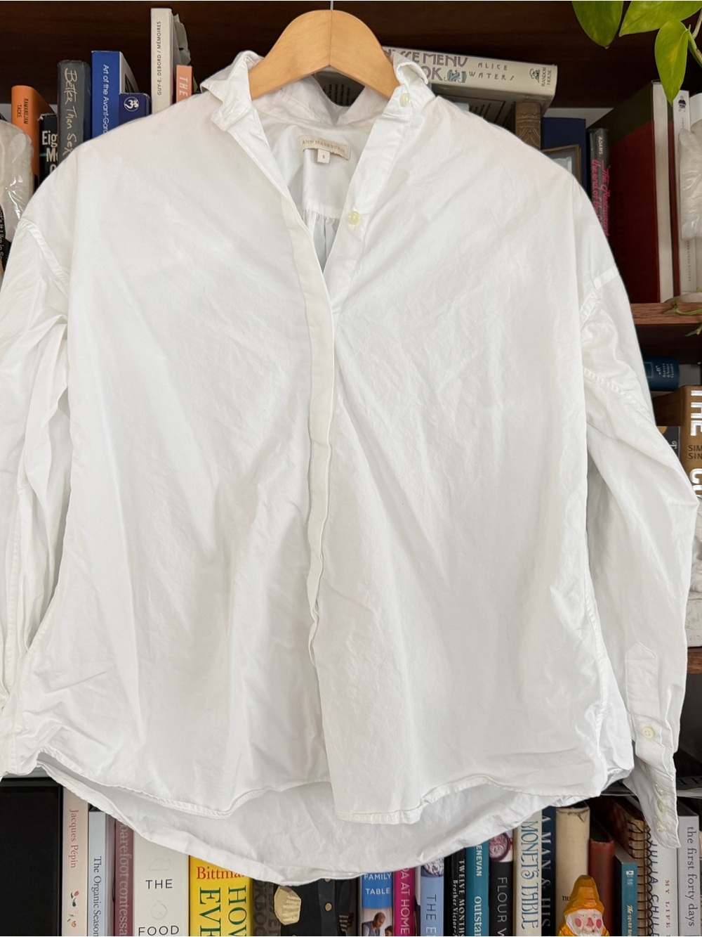 ANN MASHBURN Crisp White Button-Down Shirt